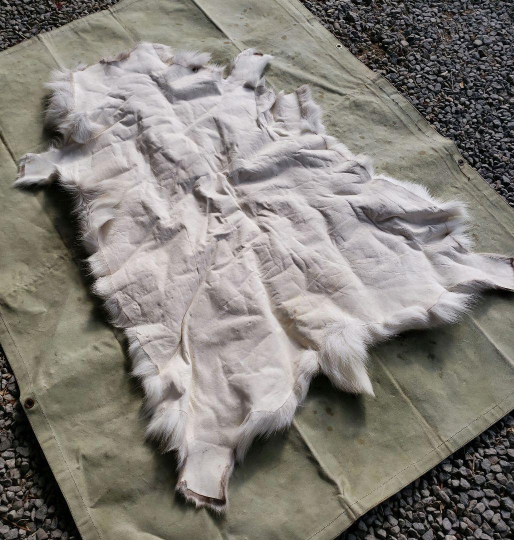 トナカイ毛皮　ラグマット