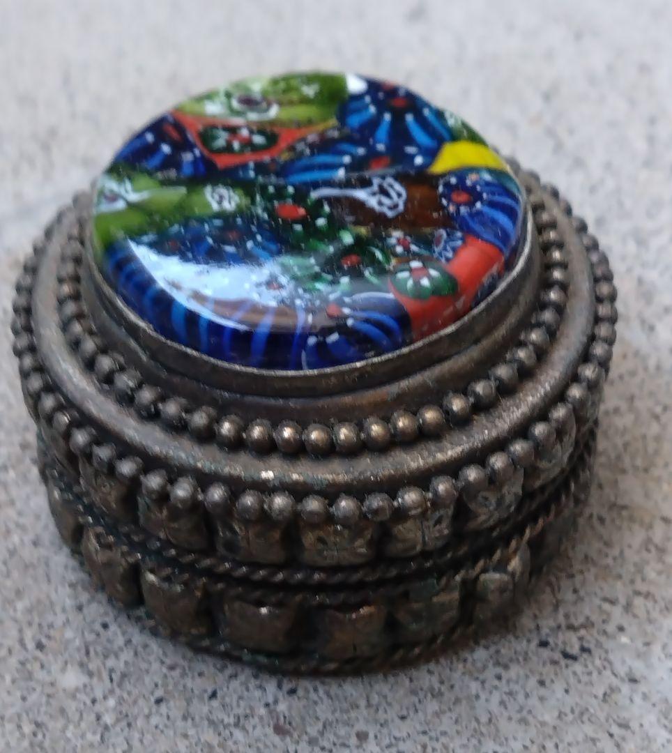 ジグ様　中国ヴィンテージ　少数民族　銀細工　小物入れ　宝箱