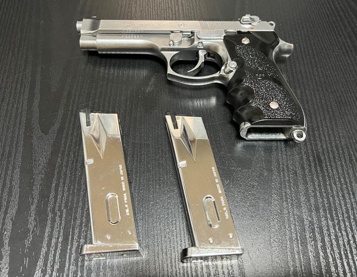 東京マルイ M92F クロームステンレスモデル　オマケ付き