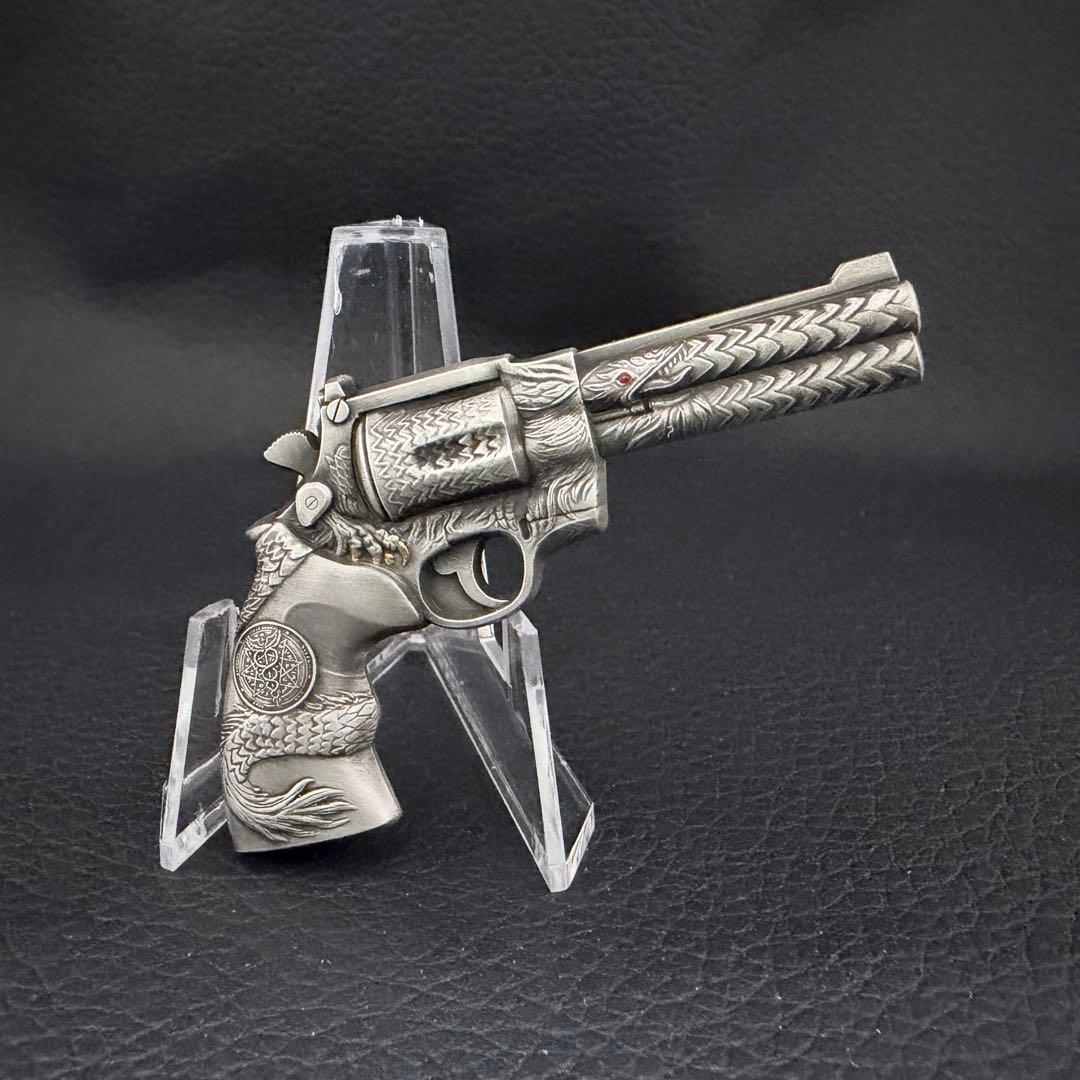 世界500枚 銀貨 ドラゴンリボルバー アンティーク 2オンス 特殊形状