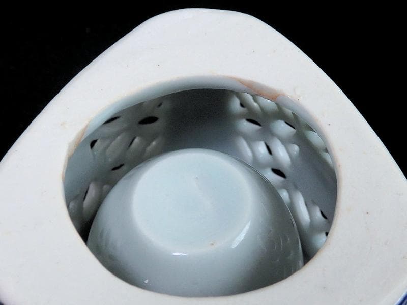 古伊万里　染付　透かし　七宝紋に鳥の図　盃台　E474AS-CGk