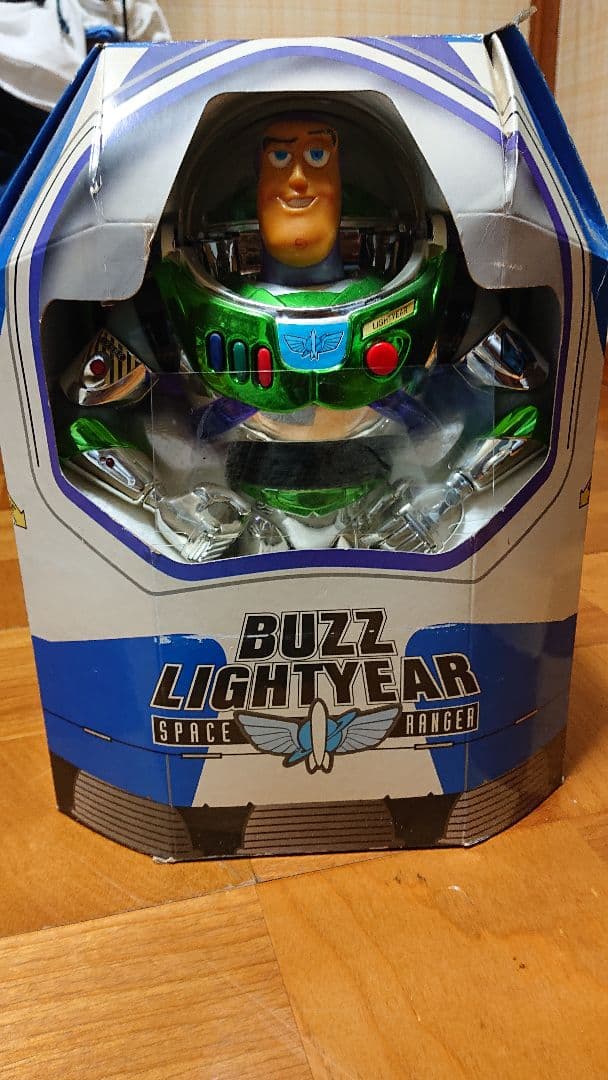 トイ・ストーリー バズ・ライトイヤー ディズニーランド限定品