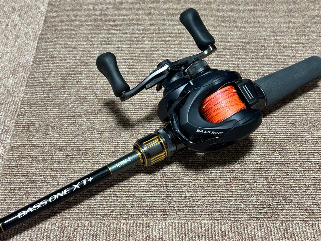 【未使用品】　シマノ BASS ONE XT+ 1610M-2 ロッドケース