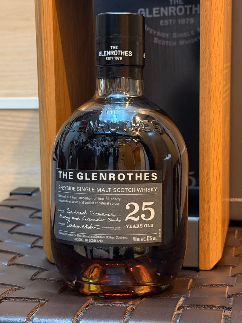 【新品未開封】ザ・グレンロセス 25年 700ml 木箱・専用袋付き ウイスキー
