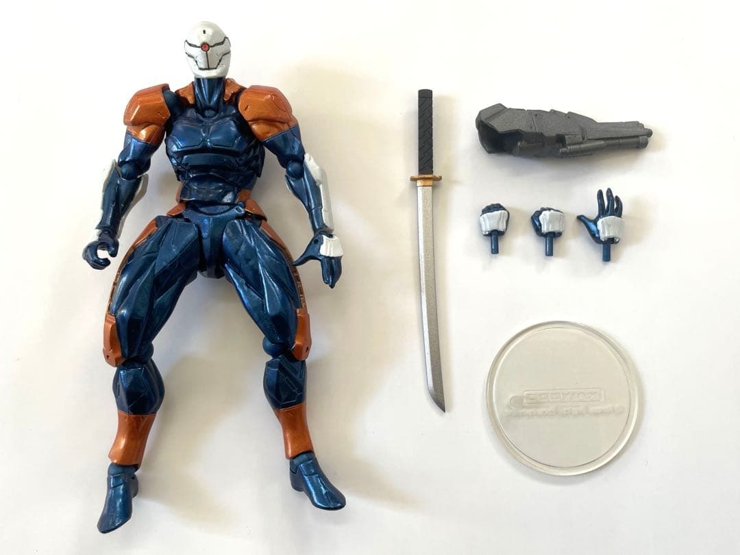【メタルギアソリッド】サイボーグ忍者 リボルミニ フィギュア
