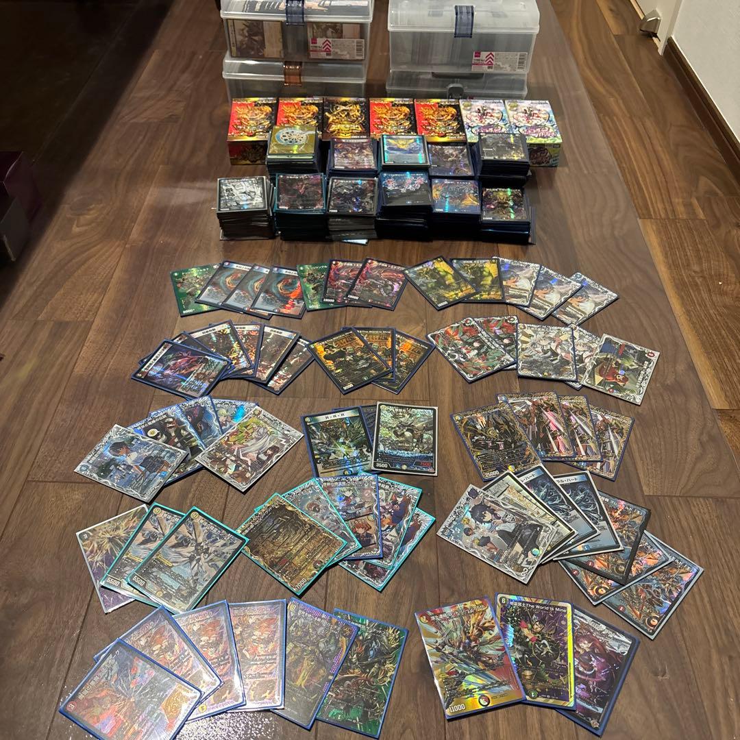 最終ヤケクソ値下げ　美品デュエマ　引退品　VR以上だけで800枚以上大量まとめ