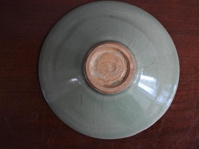 青磁　茶碗　M572