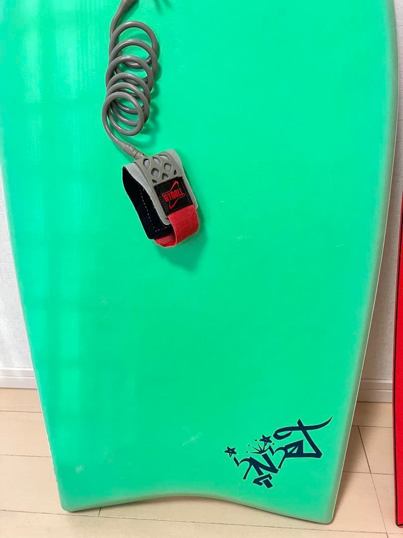 ボディボード 2枚セット！ 大阪手渡し可能　送料無料です！