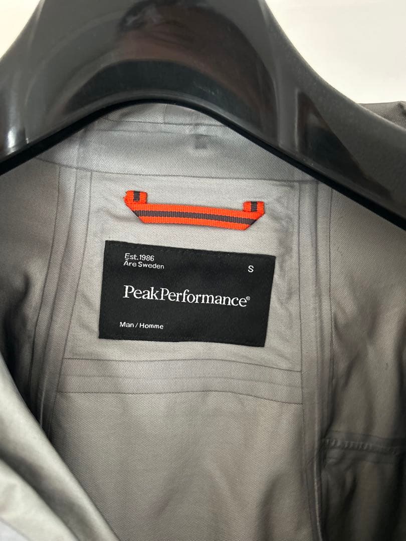 peakperformance ピークパフォーマンス　ゴアテックスジャケット美品