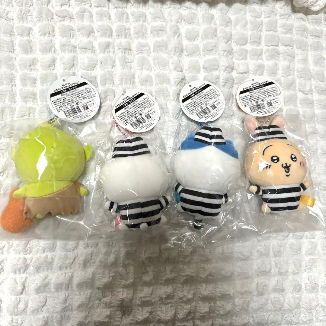 ちいかわ　ぷちミニマスコット　囚人ハチワレ　うさぎ　ちいかわ　ゴブリン