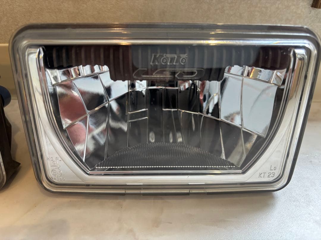 KOITO 24385 KT23 LEDヘッドランプ左右セット トラックバス
