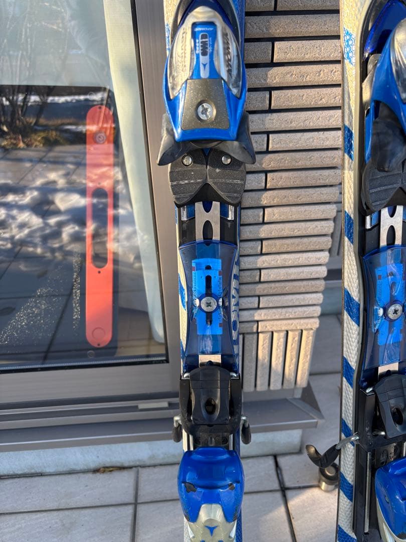 Atomic ST7 スキー 板　ジュニアから　150センチ