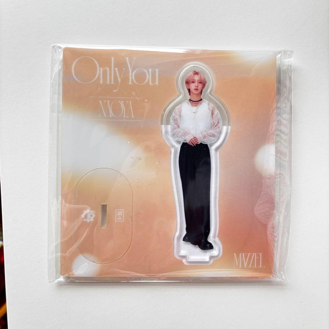 NAOYA アクスタ アクリルスタンド MAZZEL