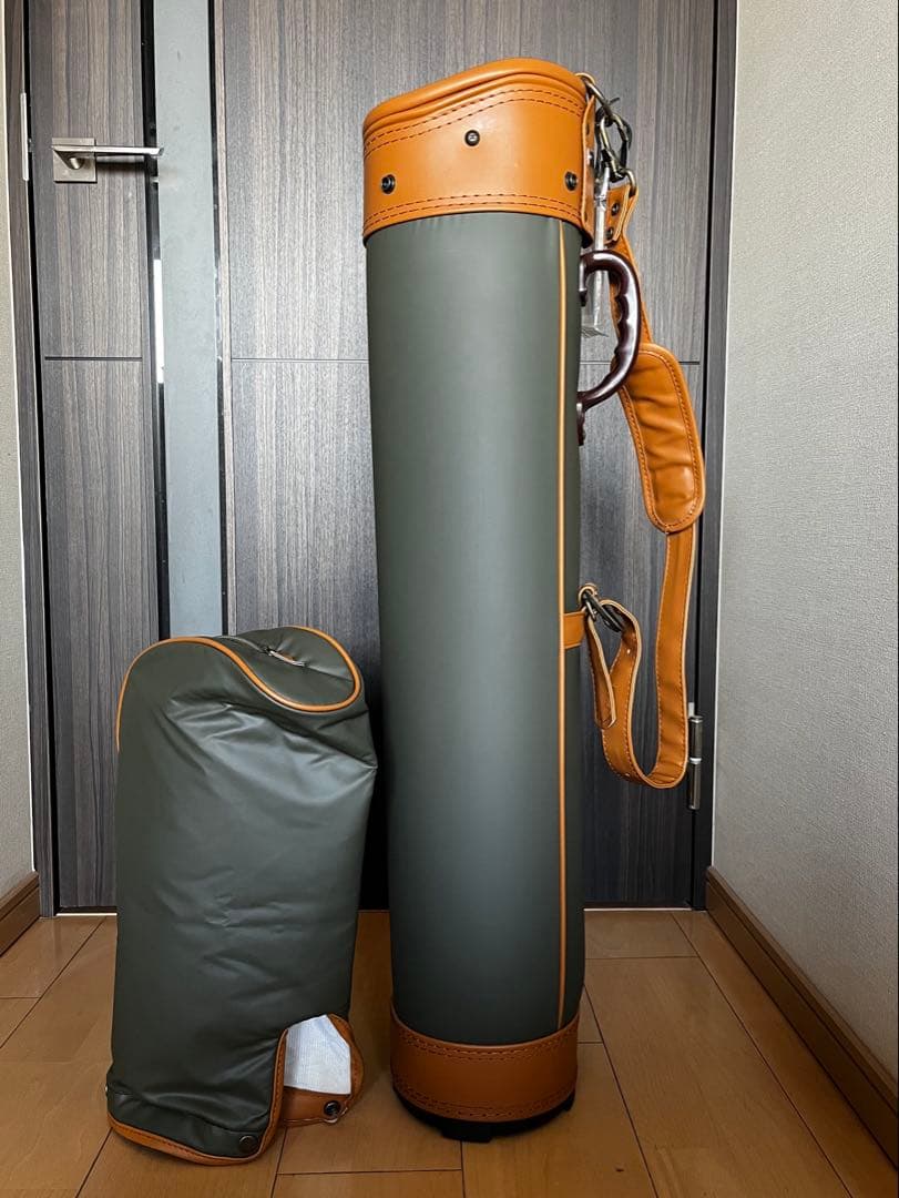 未使用新古品　希少Titleistタイトリスト　キャディバッグ　コンパクトバック