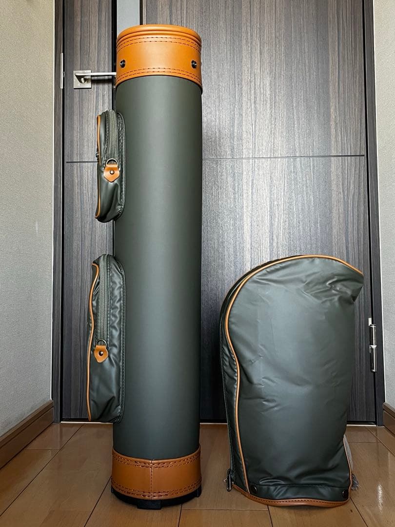 未使用新古品　希少Titleistタイトリスト　キャディバッグ　コンパクトバック