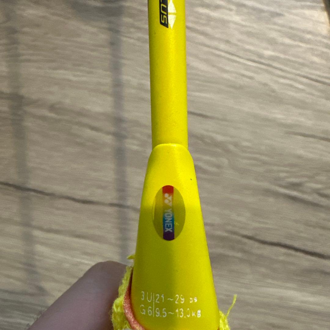 ヨネックス　ナノフレア1000Z 3本セット 3UG6（バラ売り不可）