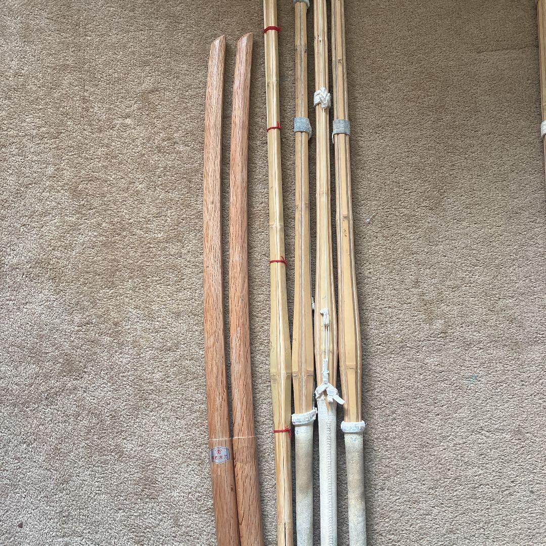 赤樫木刀2本　おまけ剣道34竹刀4本　竹刀袋
