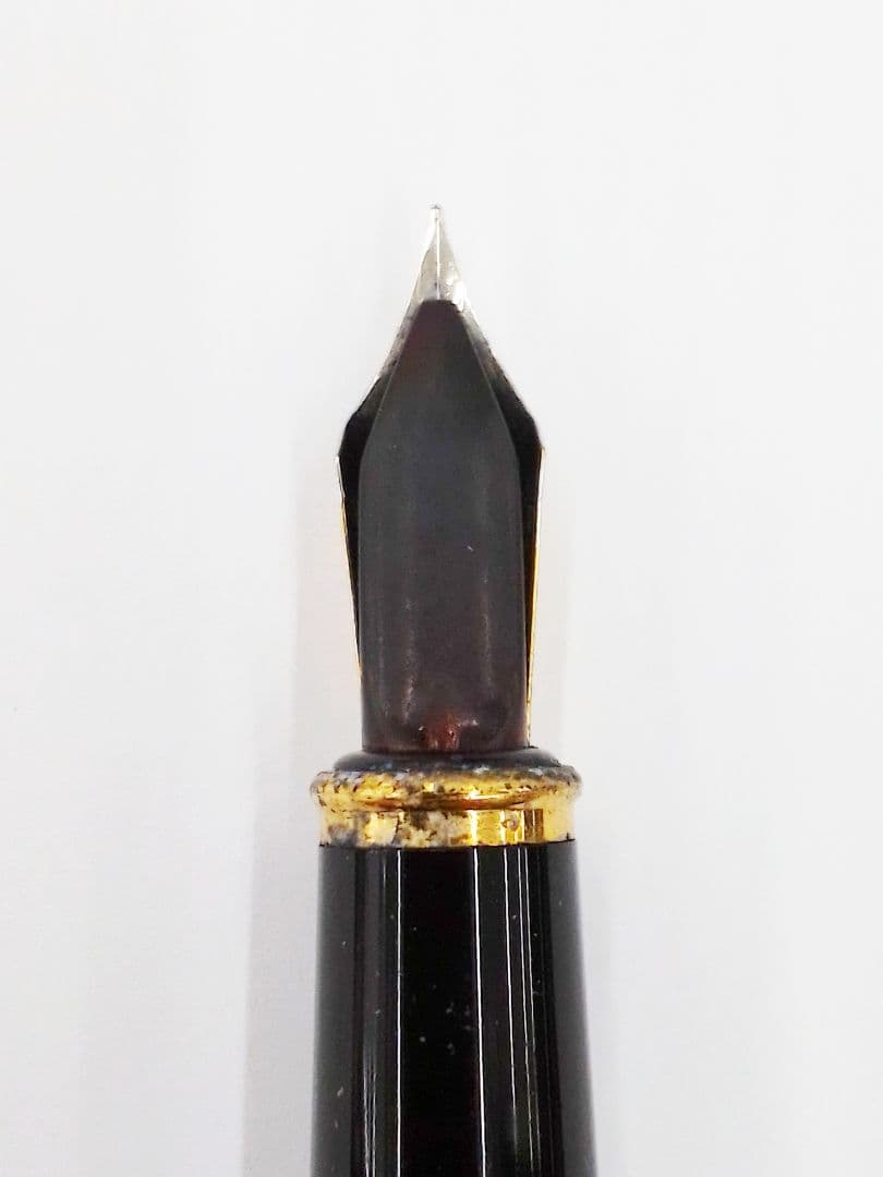 ☆英雄14Ｋ世紀金筆☆万年筆☆美品☆ほぼ未使用☆