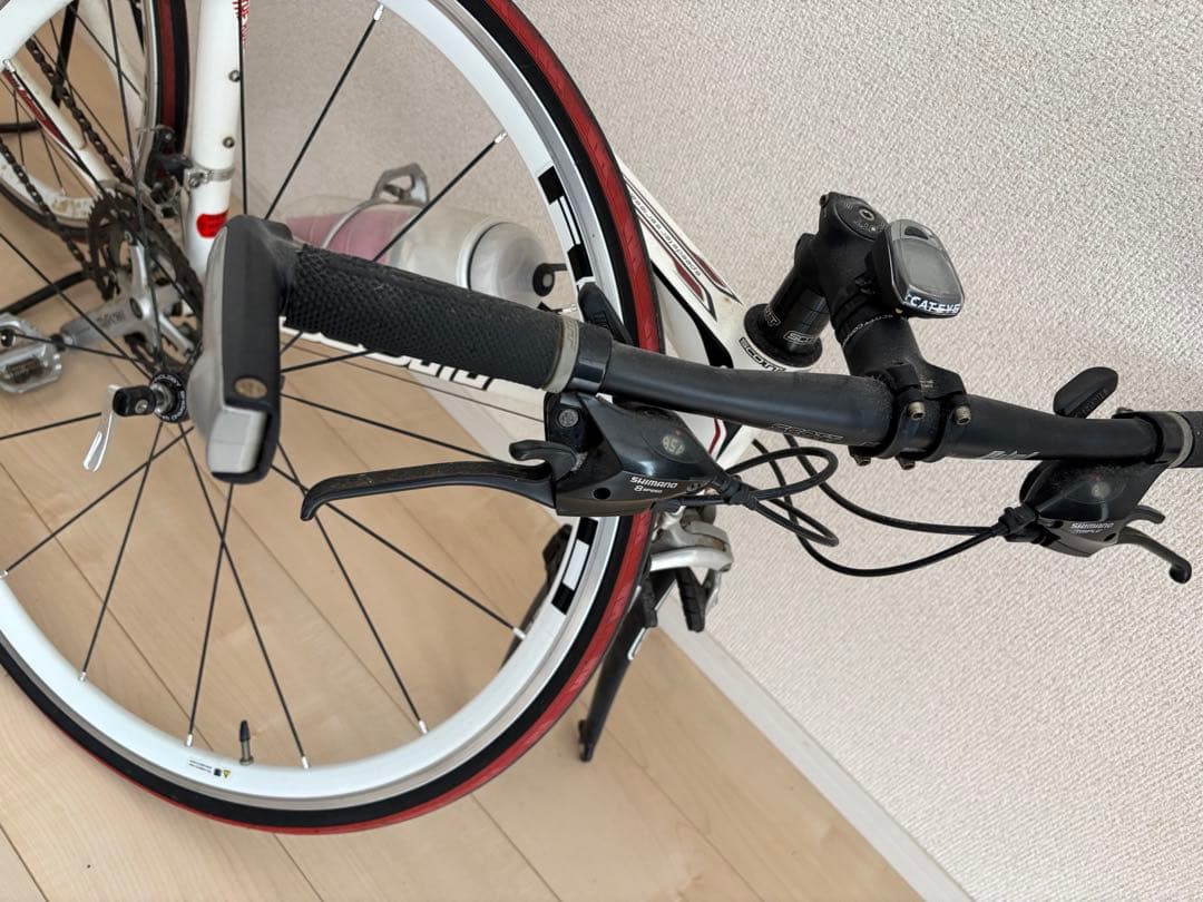 SCOTT クロスバイク 700C ホワイト　室内保管