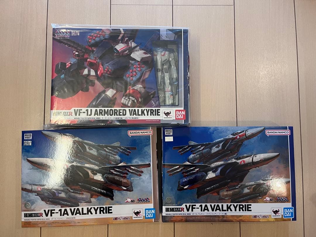 Hi-LR VF-1Jアーマードバルキリーほか　未開封