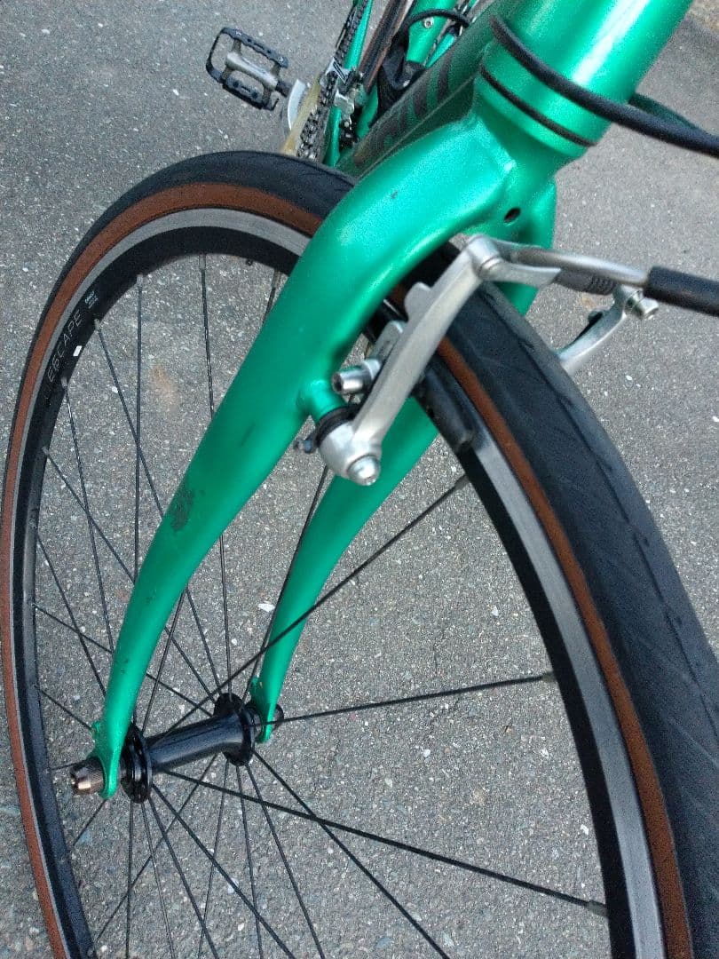 GIANT 　 ジャイアント ESCAPE 　クロスバイク エスケープ　R3