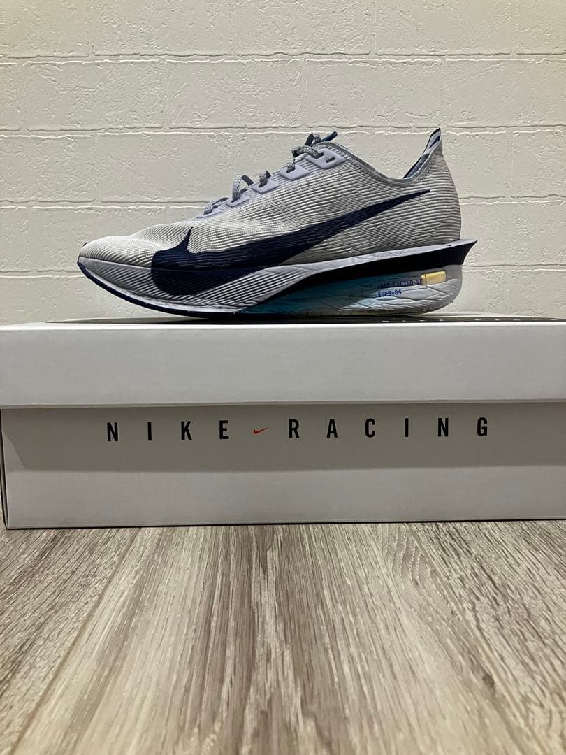 Nike ヴェイパーフライ4 メンズ25.5cm