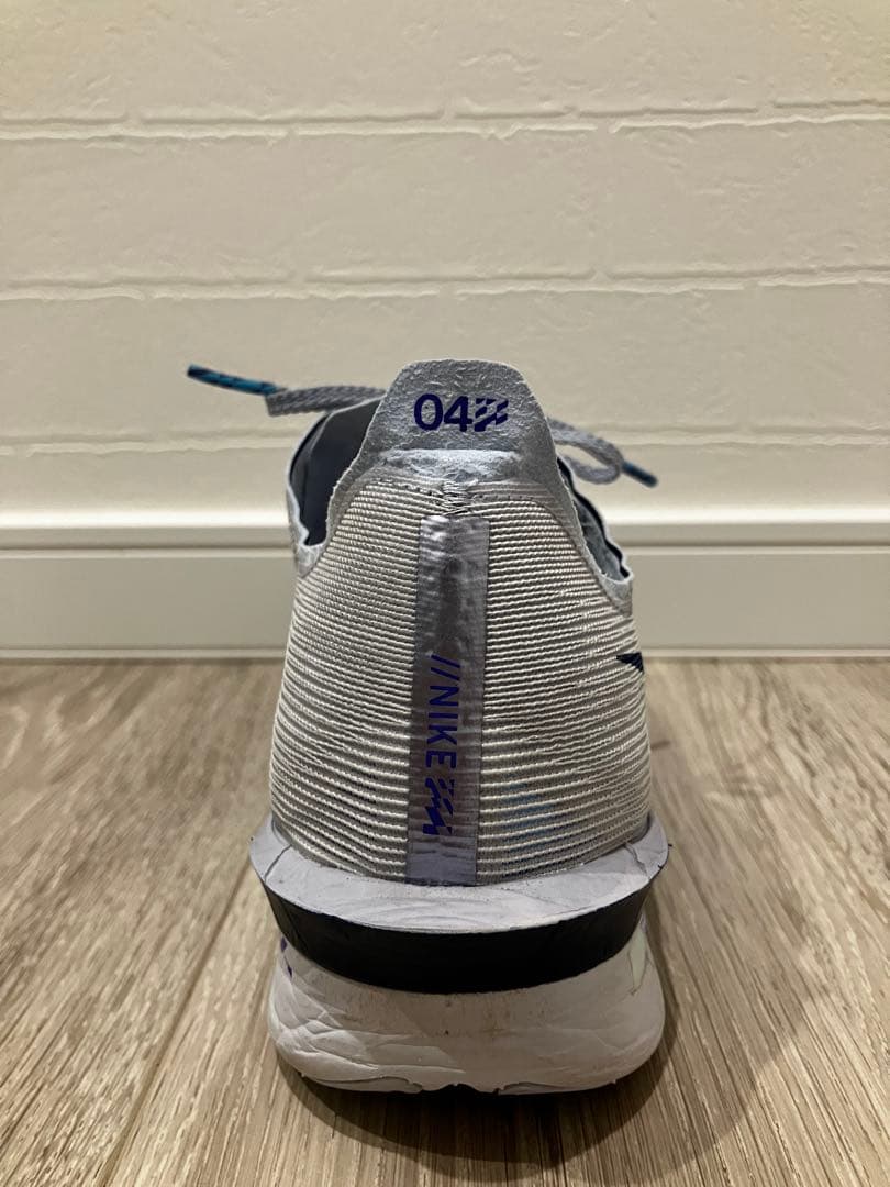 Nike ヴェイパーフライ4 メンズ25.5cm