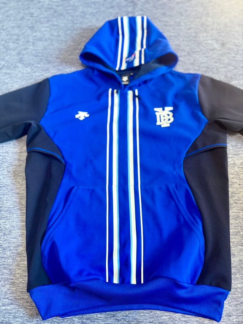 DESCENTE NPB フード付きジャケット Mサイズ