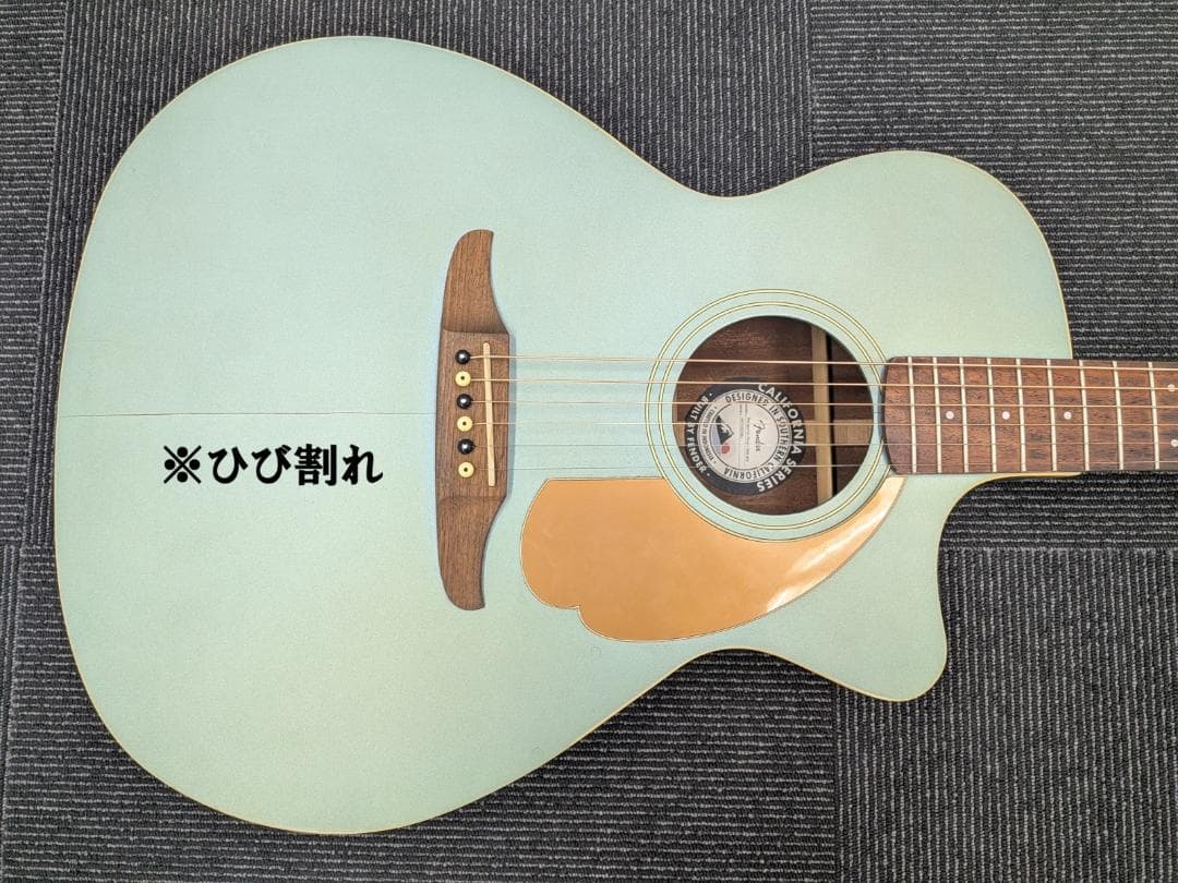 ギター Fender Newporter