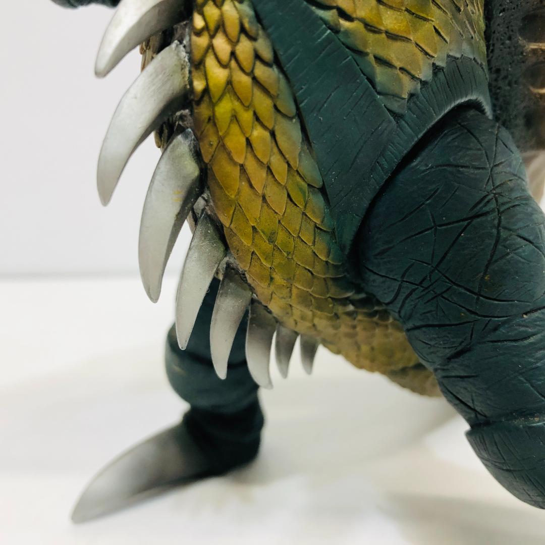 バンダイミュージアム限定 未来怪獣ガイガン フィギュア 希少 m1490