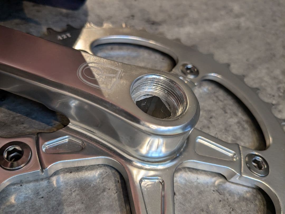 難有VELO ORANGE GRAND CRU クランクセット42Tナローワイド