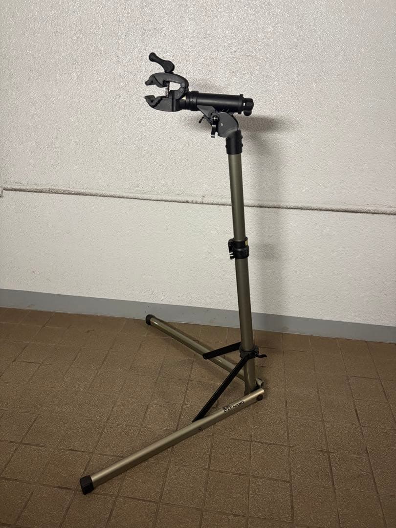 BIKE HAND メンテナンススタンド