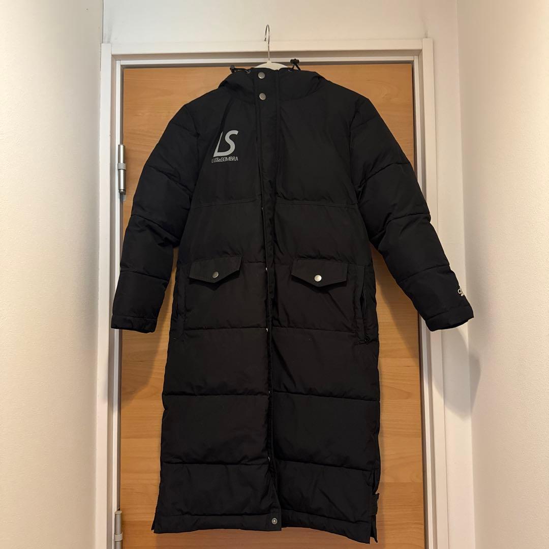 ルースイソンブラ　フード付き ブラックベンチコート 150-160