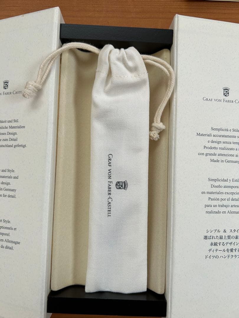【送料込み・新品未使用】Graf von Faber-Castell ボールペン