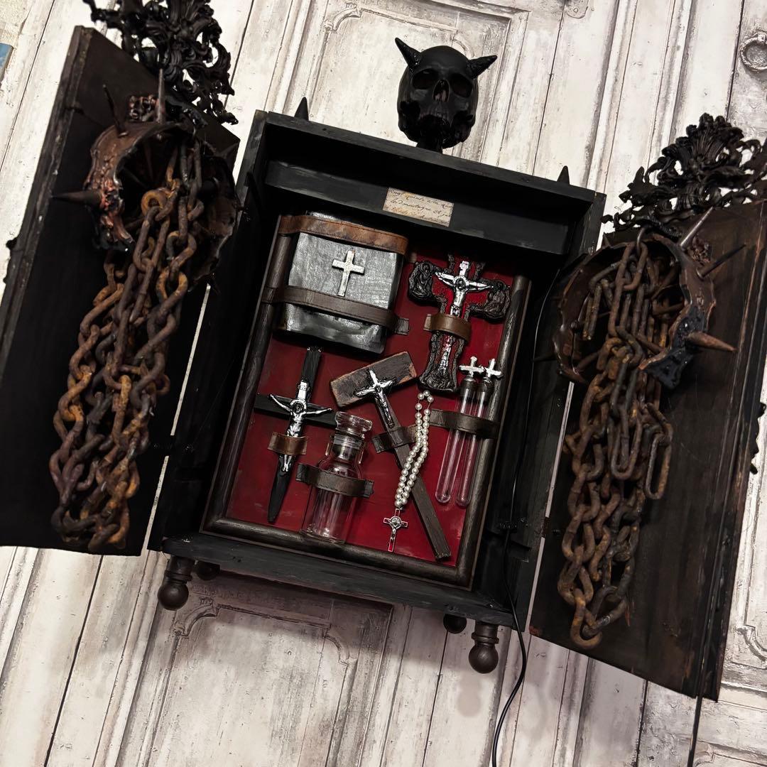 【Special Price】 悪魔撲殺箱(middleサイズ)オブジェ