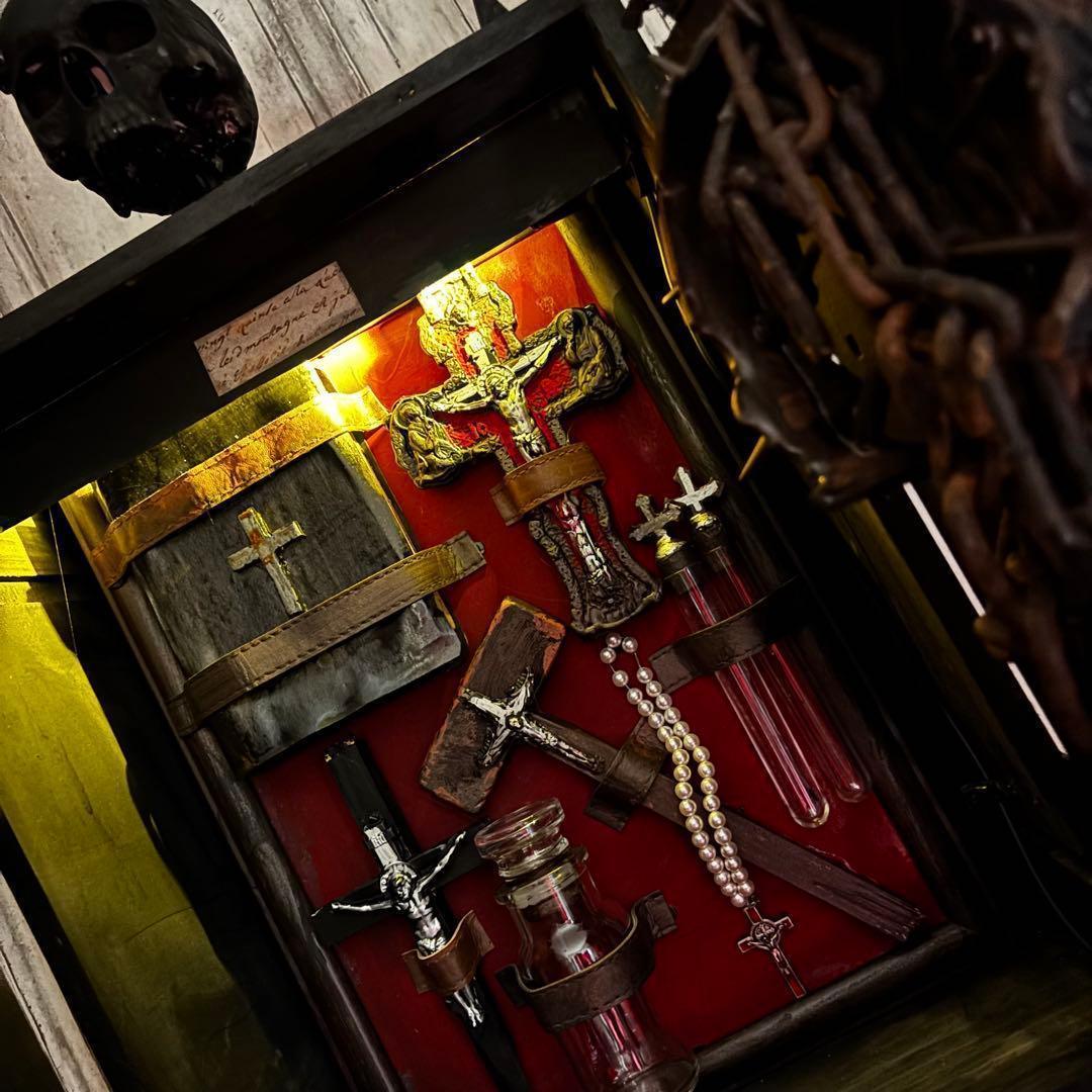 【Special Price】 悪魔撲殺箱(middleサイズ)オブジェ