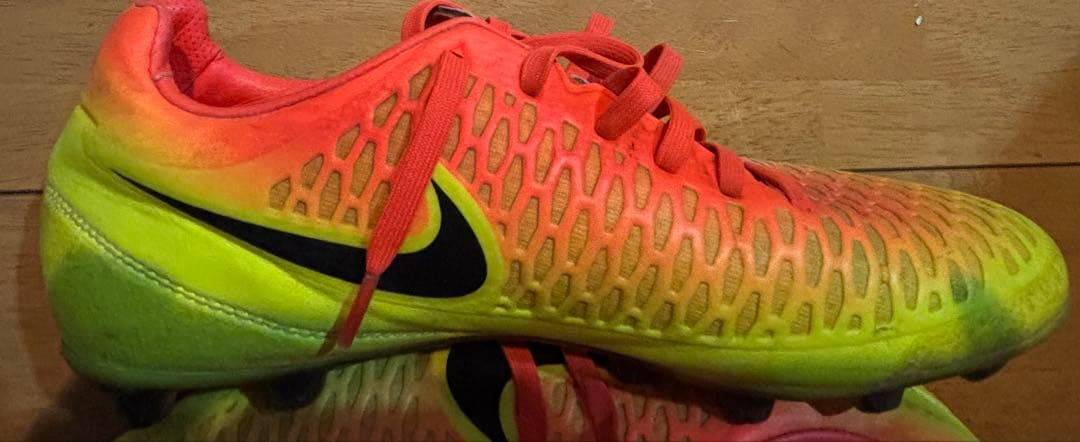 ナイキ マジスタ オーパス HG