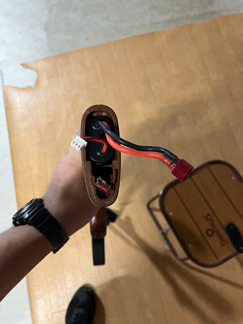 東京マルイ電動エアガン　AK47 セミ・フルオート　バッテリー付属　おまけあり