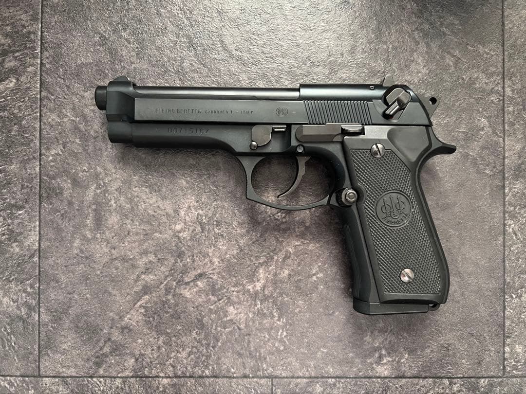 WA ベレッタ M92FS ダイハードガン ガス缶・BB弾セット