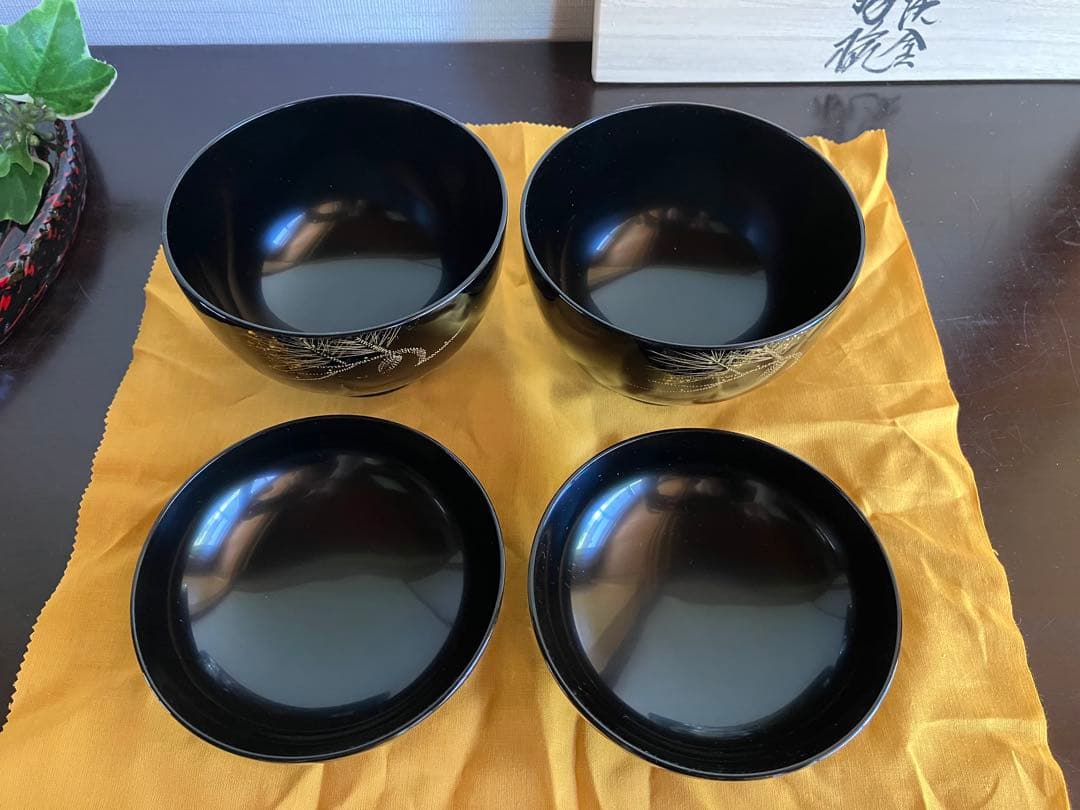 輪島塗　沈金　夫婦吸物椀　夫婦椀　蓋付お椀　お椀　２客　松に松笠