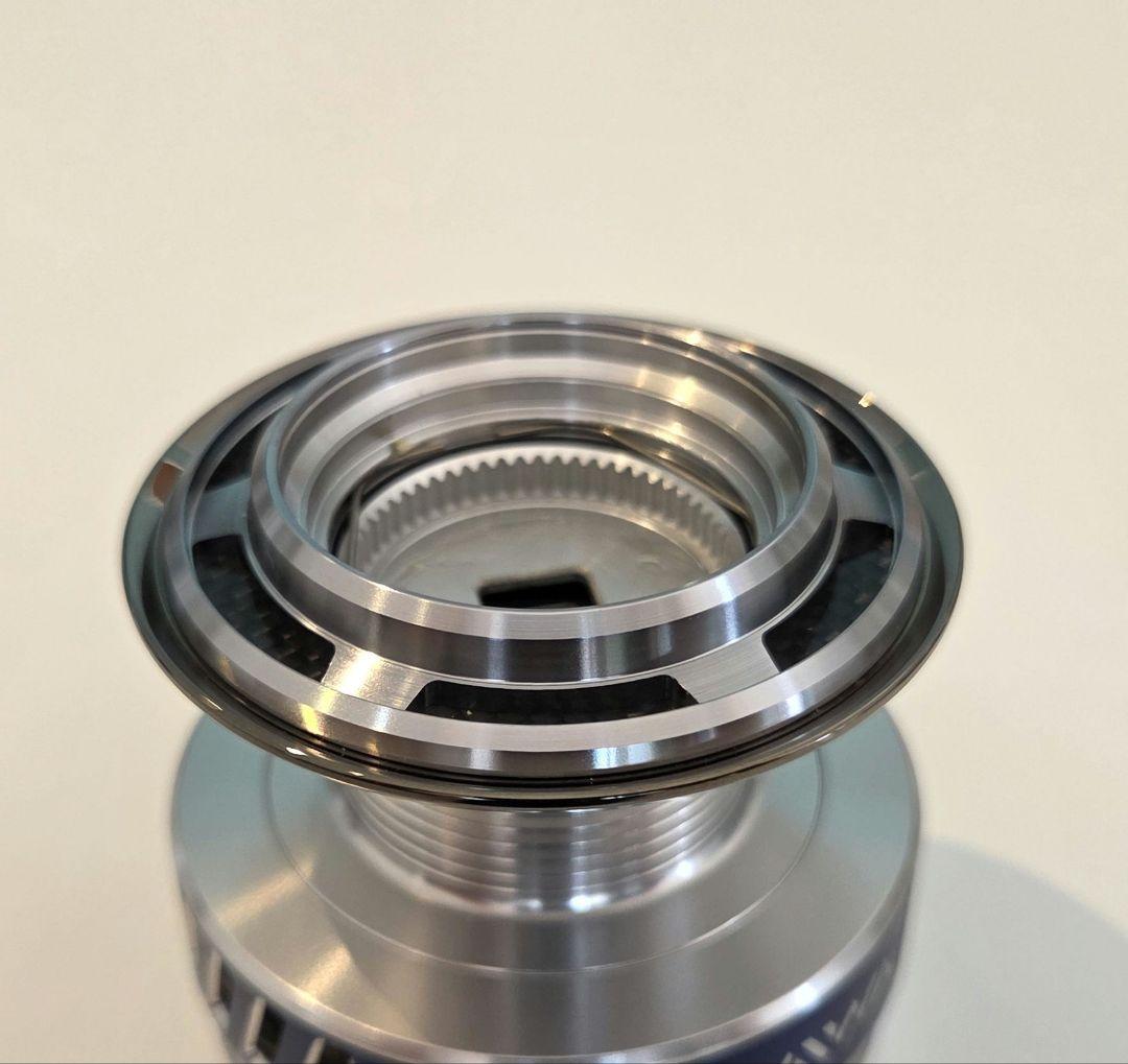 ダイワ 10ソルティガ 4000 純正スプール 未使用品 SALTIGA