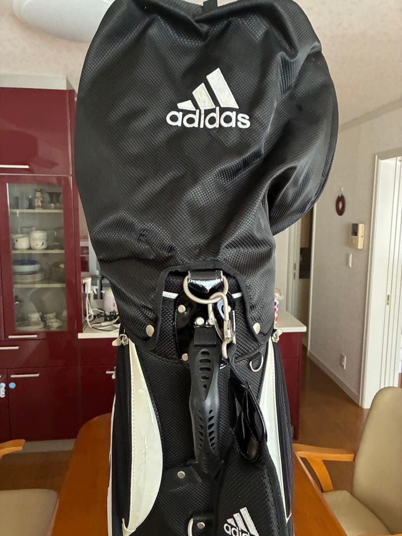 adidas ゴルフキャディバッグ