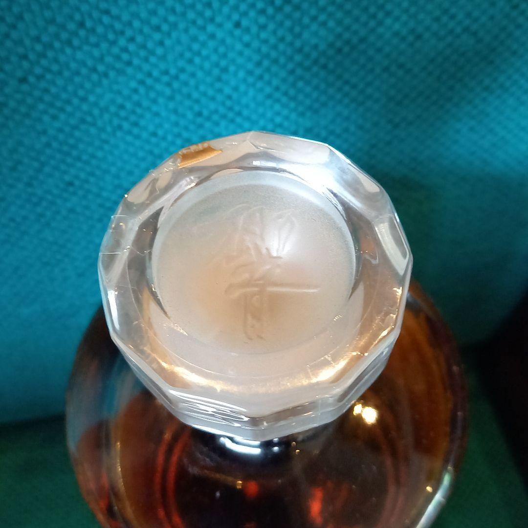 サントリー 響 17年 700ml　12年空瓶付き