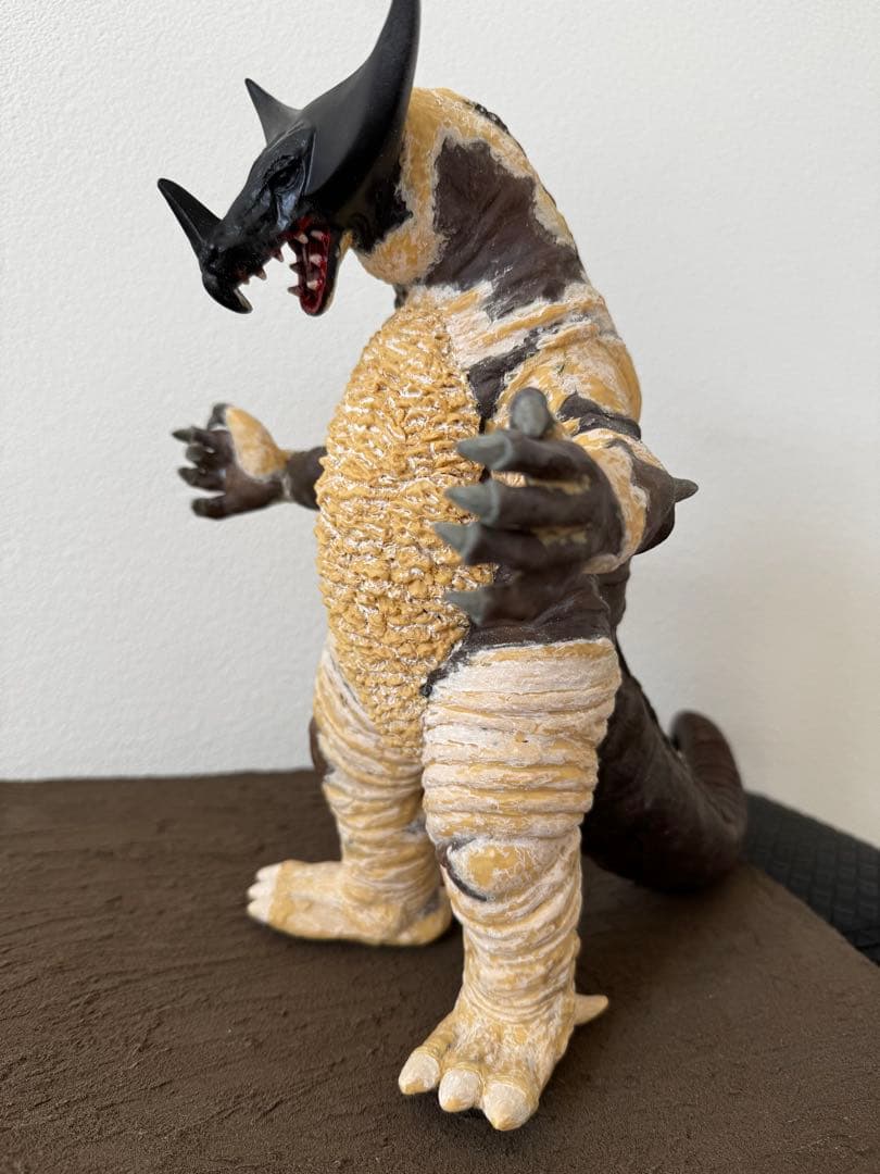 ビリケン　ゴモラ　塗装完成品　改造　30cm