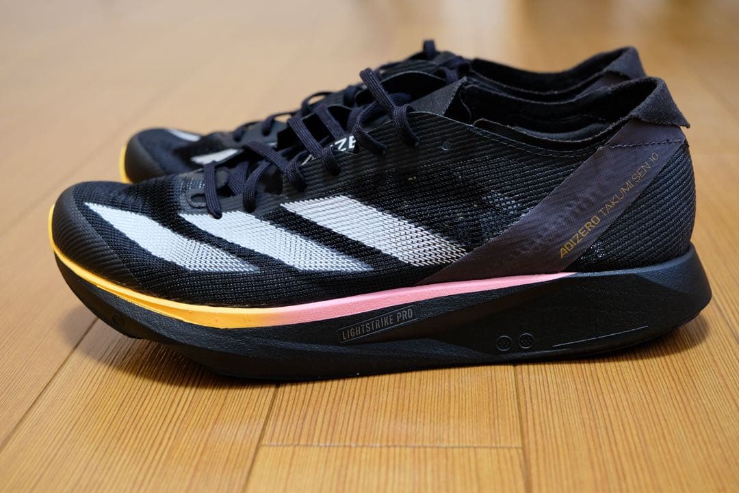 【美品】アディダス / アディゼロ タクミセン10