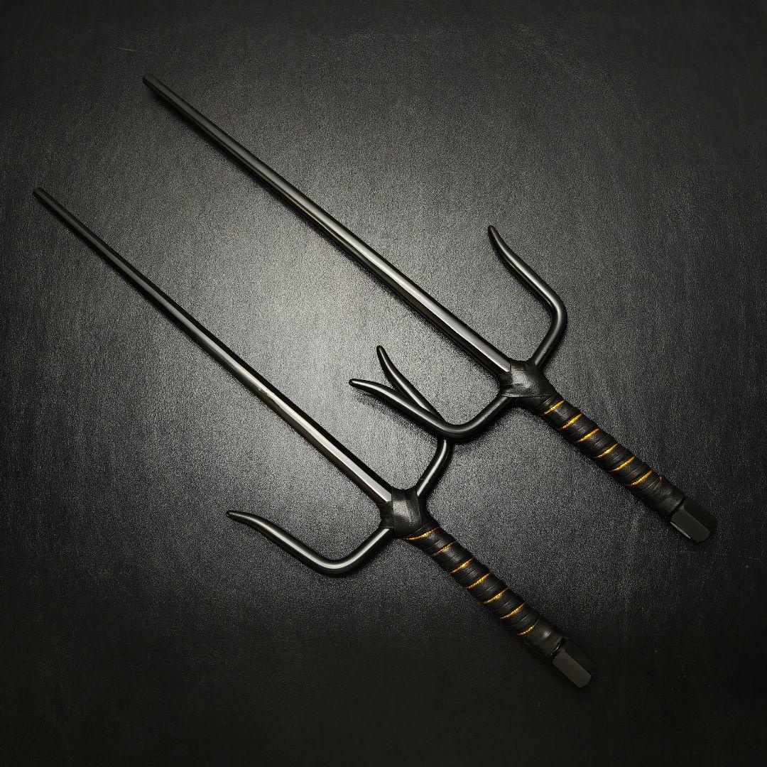 み*屋様 武具　十手　48CM　2本セット　黒メッキ　釵　琉球古武術　鉄製　古武