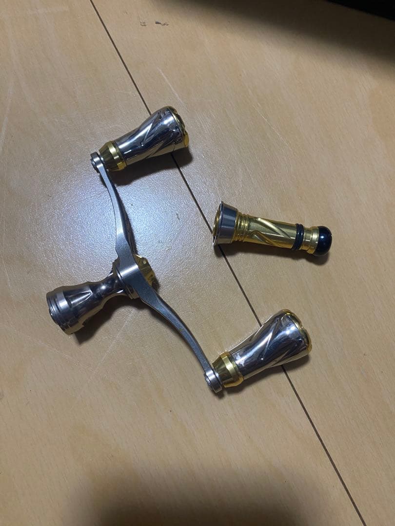 LIVRE wing98 Daiwa右巻き用　スタンド付き