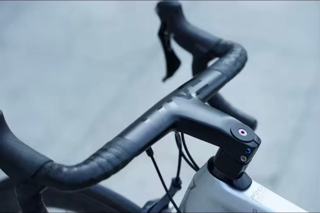 ステム一体型ハンドル the one