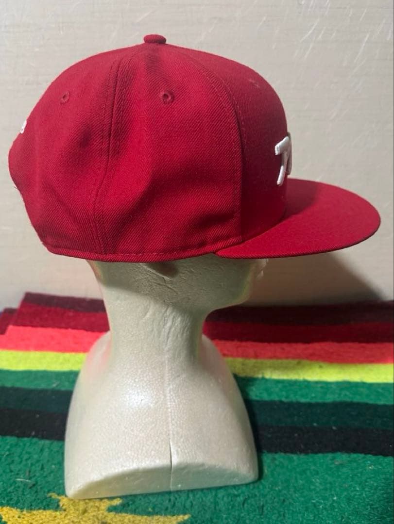 美品 ニューエラ 広島カープ カタナカ アカヘル 刺繍 キャップ スナップバック