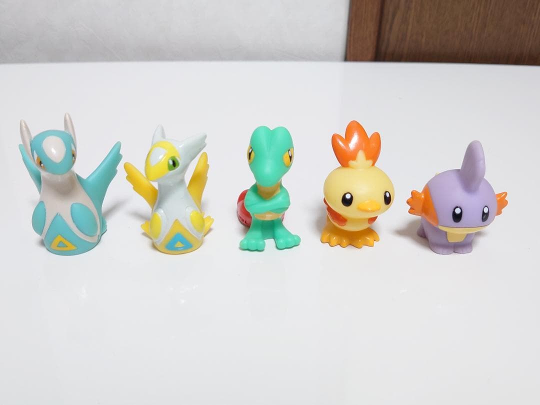 ポケモンキッズキャンペーン アドバンス賞　ポケモン 指人形 色違い ５体
